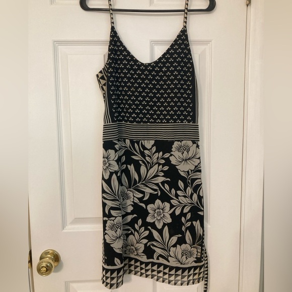 Cute Vero Moda dress black and white - Picture 1 of 3